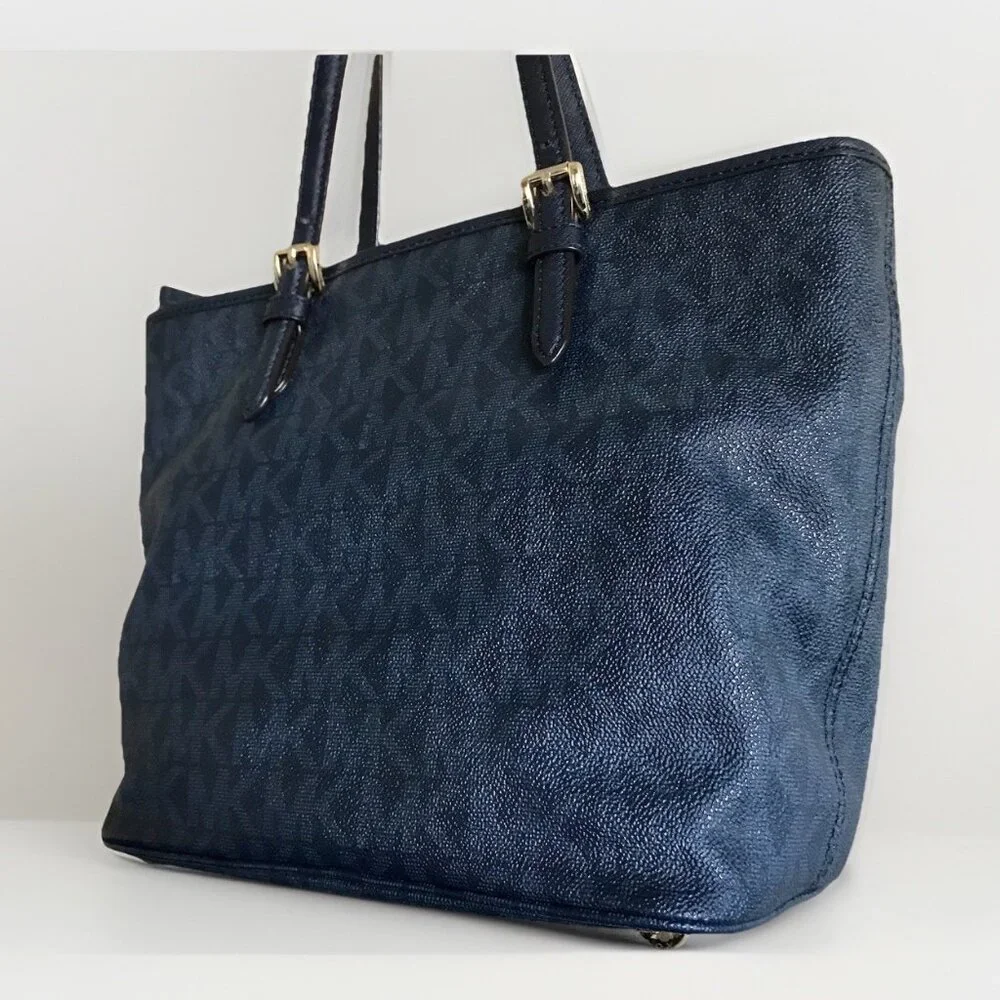 Michael Kors Jet set signature large‎ snap pocket tote Authentic Blue monogram